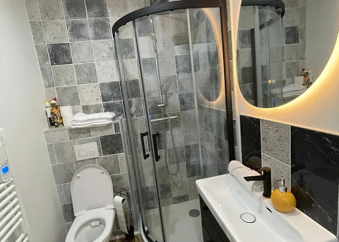 Appartement, Centre 2 Apartment *